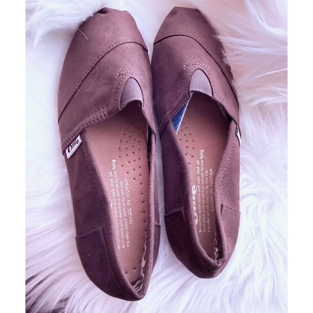 New Brown Slip-On Shoes Made in Korea 24cm / US 6.5 Women - Minor Chip on Sole